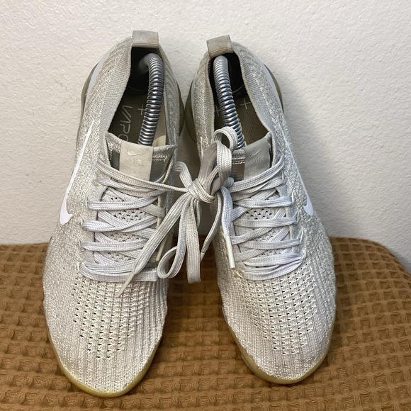 Nike Air Vapormax Flyknit 3 Sneakers Womens Size 8 Gray Lace Up Running Shoes - Picture 7 of 8